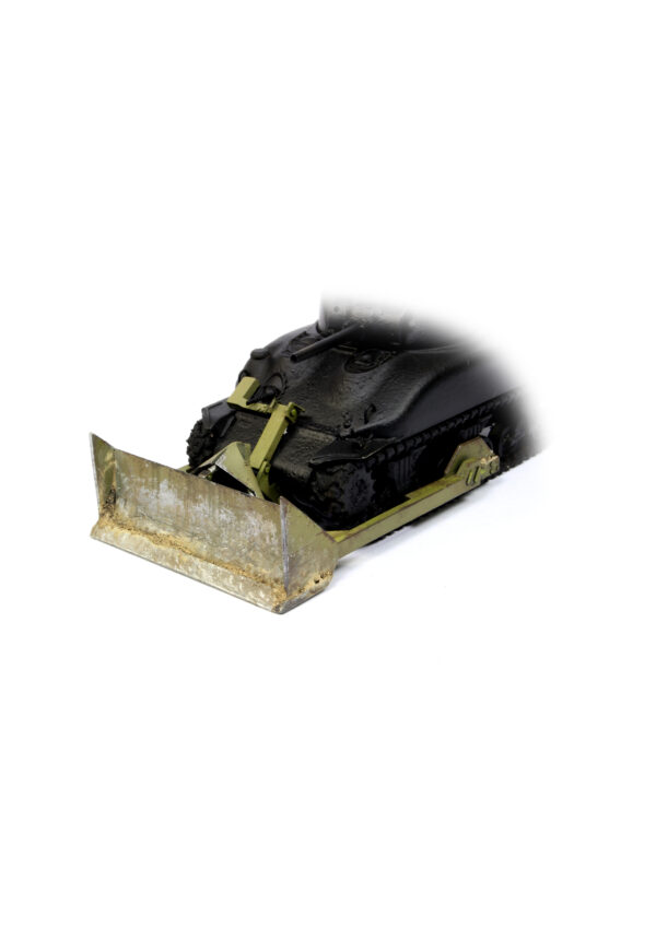 Dozer blade for M4 Sherman 1/72